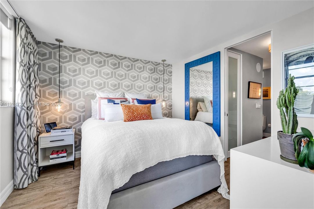 For Sale: $995,000 (4 beds, 4 baths, 2147 Square Feet)