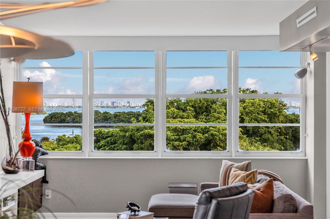 For Sale: $995,000 (4 beds, 4 baths, 2147 Square Feet)