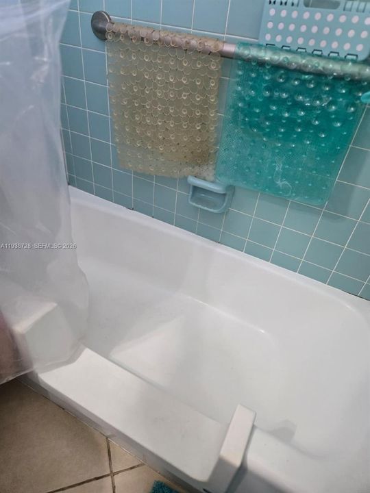 En Venta: $69,000 (1 camas, 1 baños, 688 Pies cuadrados)