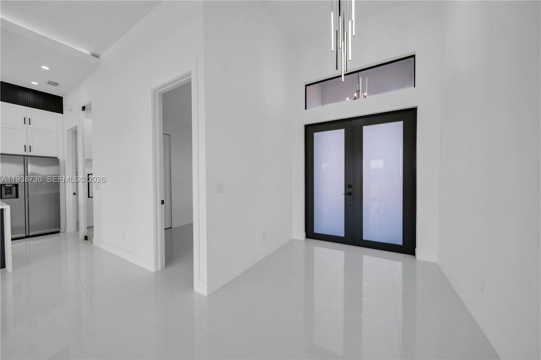 For Sale: $390,000 (4 beds, 2 baths, 1668 Square Feet)