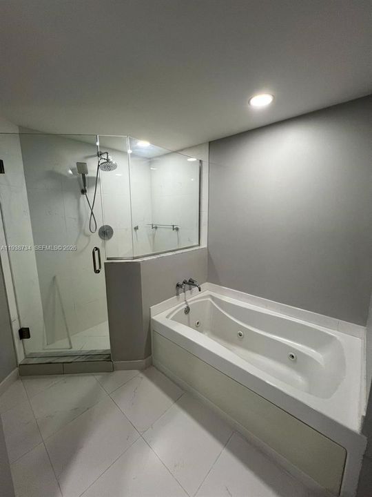 待售: $590,000 (2 贝兹, 2 浴室, 1200 平方英尺)