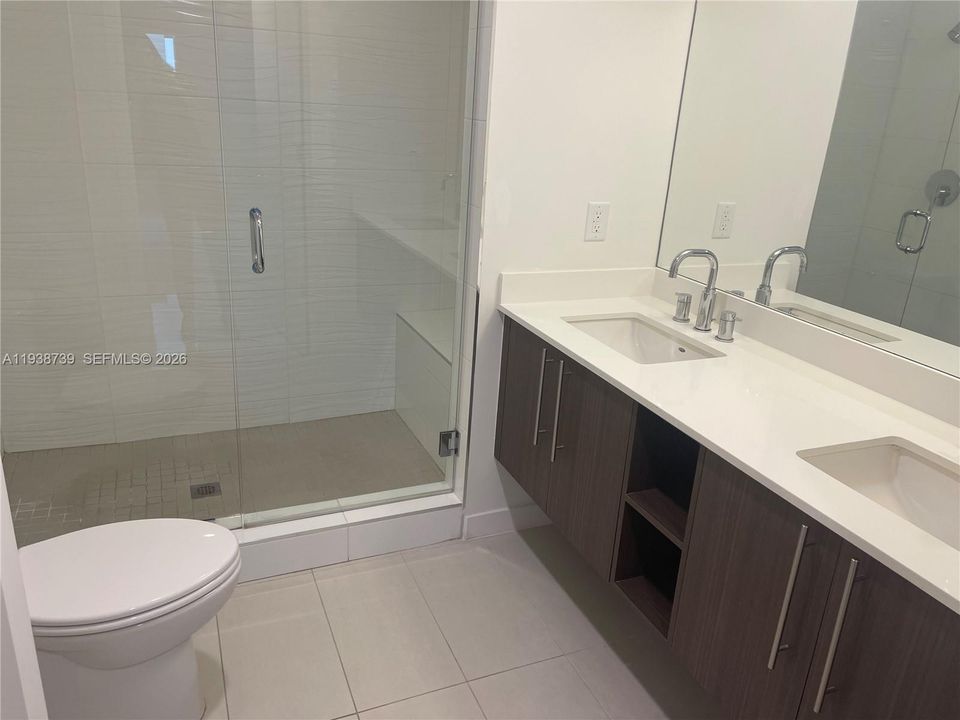 В аренду: $2,900 (2 спален, 2 ванн, 1076 Квадратных фут)