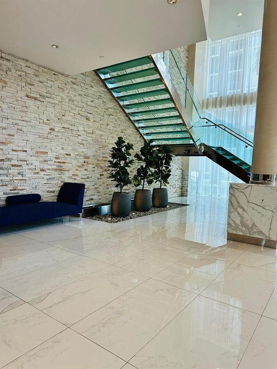 В аренду: $2,800 (1 спален, 1 ванн, 1058 Квадратных фут)