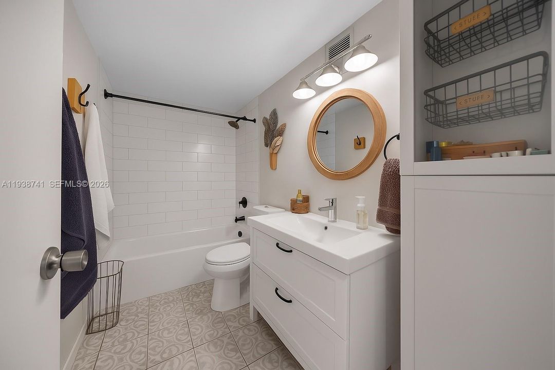 待售: $475,000 (2 贝兹, 2 浴室, 1334 平方英尺)