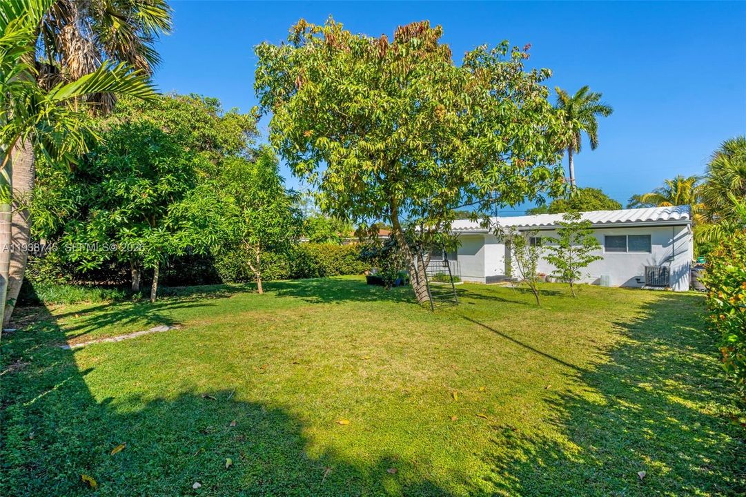 待售: $580,000 (3 贝兹, 2 浴室, 1446 平方英尺)