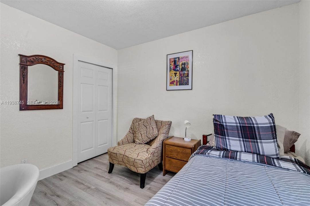 待售: $580,000 (3 贝兹, 2 浴室, 1446 平方英尺)