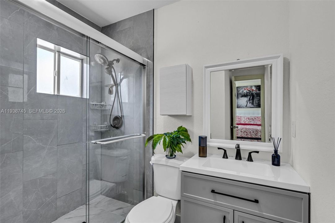 待售: $580,000 (3 贝兹, 2 浴室, 1446 平方英尺)