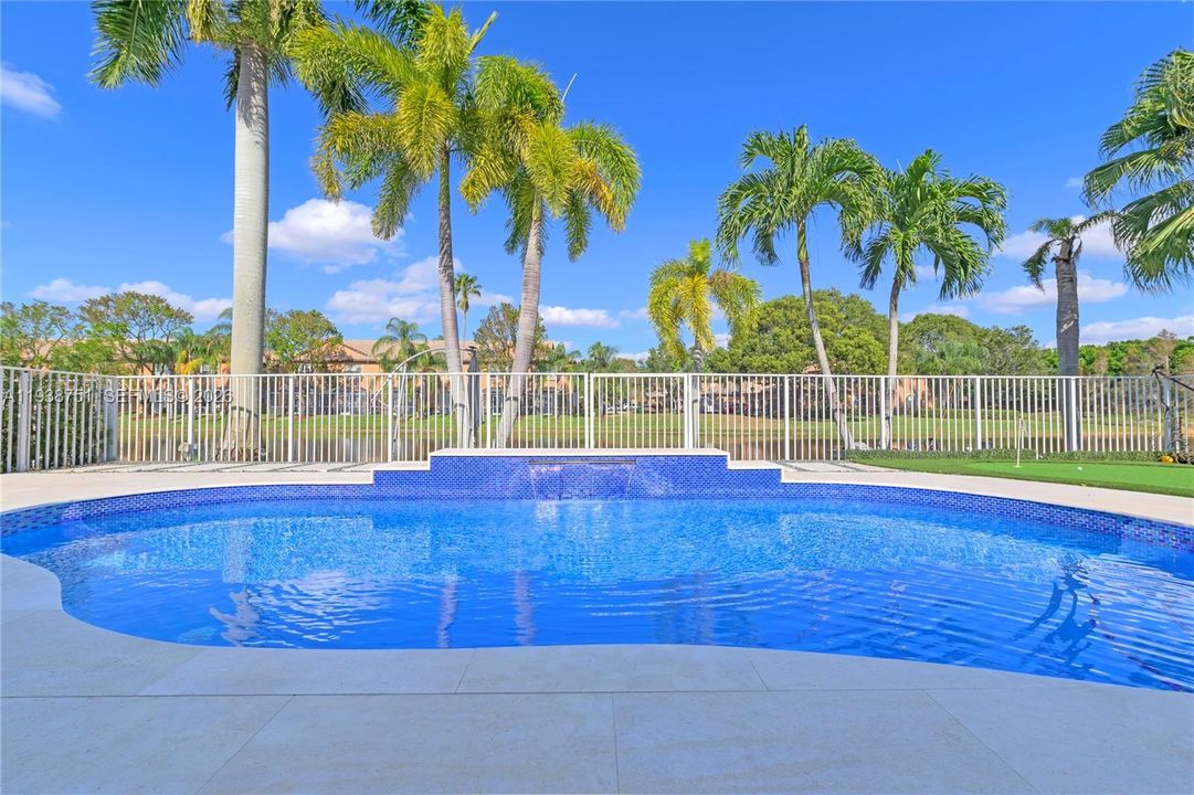 For Rent: $7,500 (5 beds, 3 baths, 2482 Square Feet)