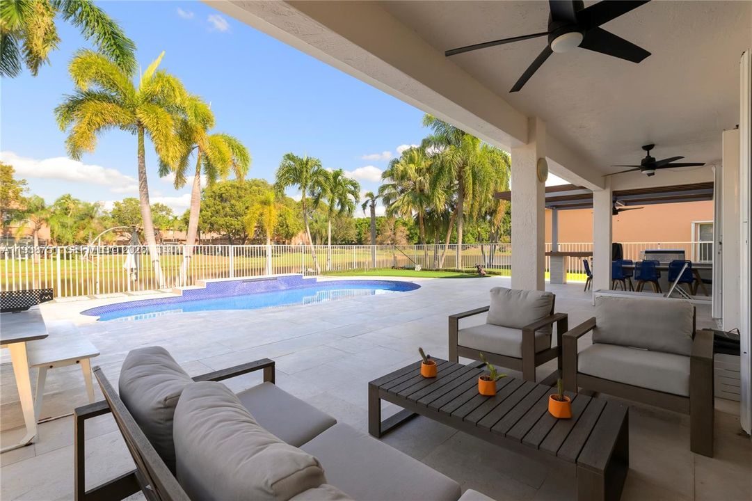 For Rent: $7,500 (5 beds, 3 baths, 2482 Square Feet)