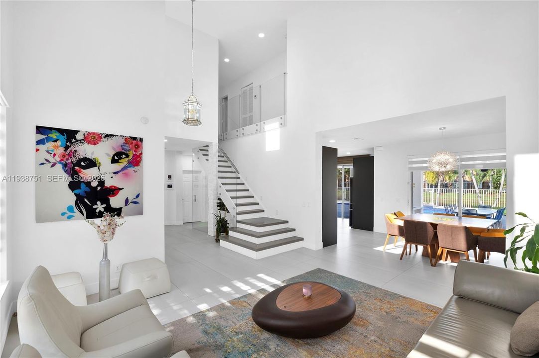 For Rent: $7,500 (5 beds, 3 baths, 2482 Square Feet)