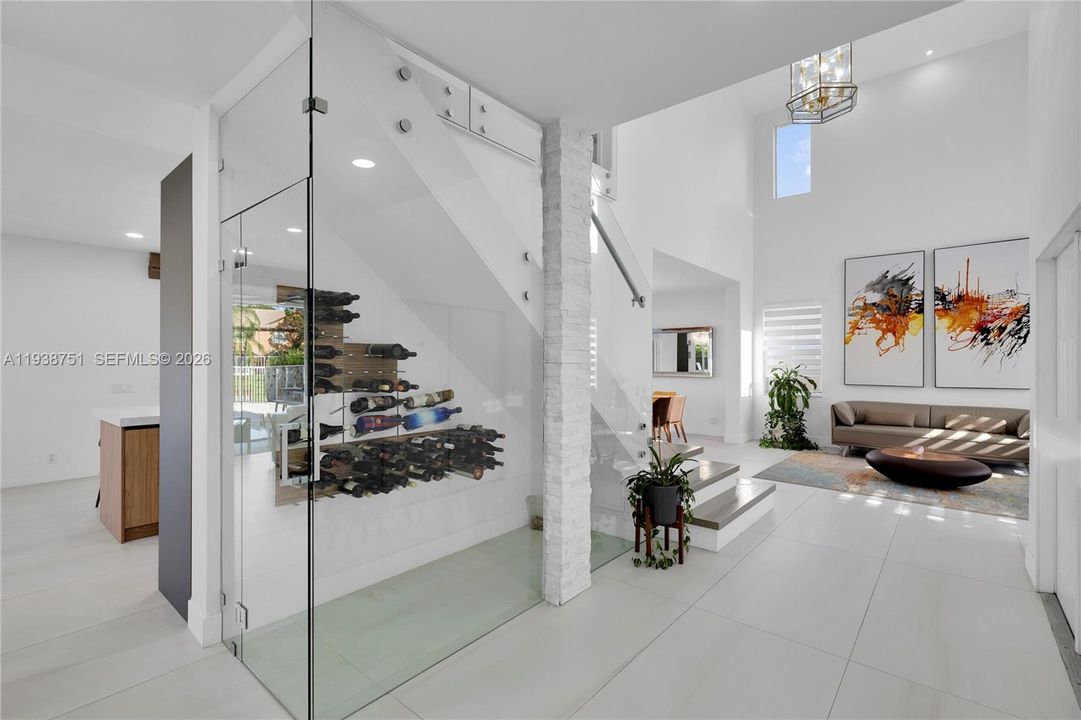 For Rent: $7,500 (5 beds, 3 baths, 2482 Square Feet)