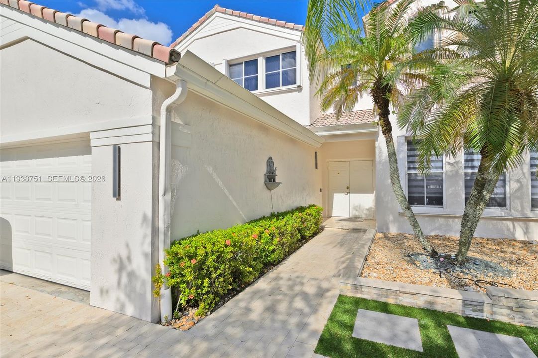 For Rent: $7,500 (5 beds, 3 baths, 2482 Square Feet)