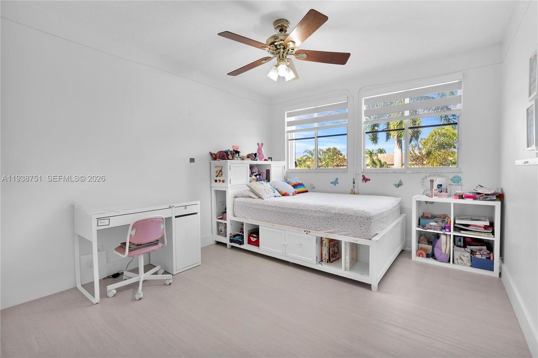 For Rent: $7,500 (5 beds, 3 baths, 2482 Square Feet)