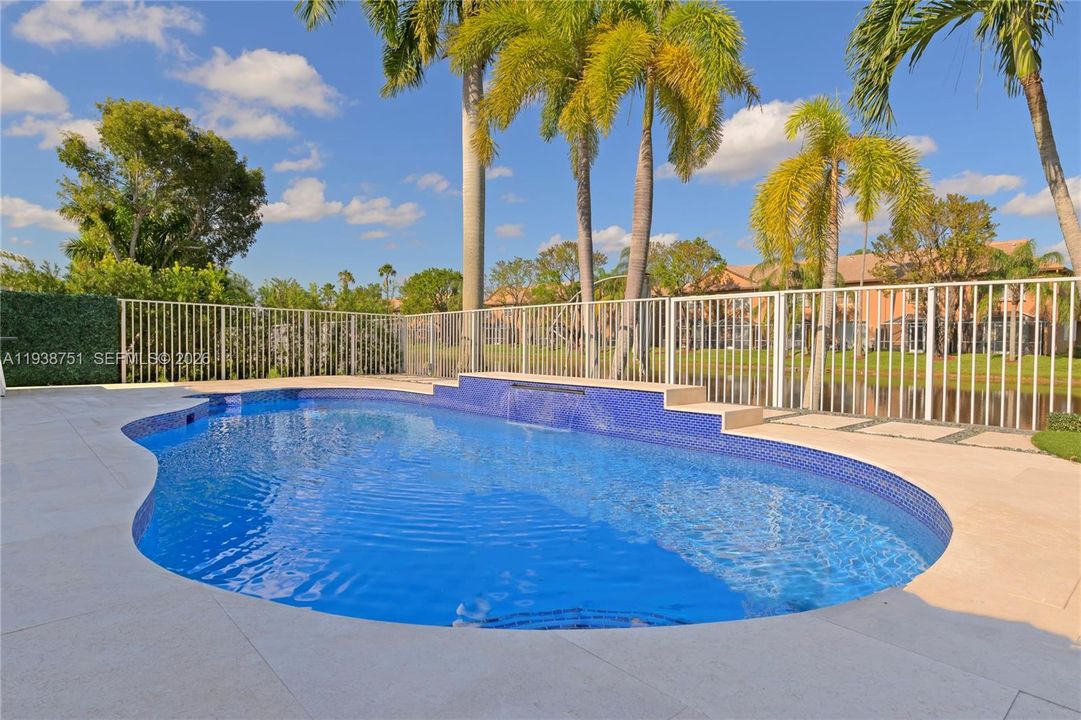 For Rent: $7,500 (5 beds, 3 baths, 2482 Square Feet)