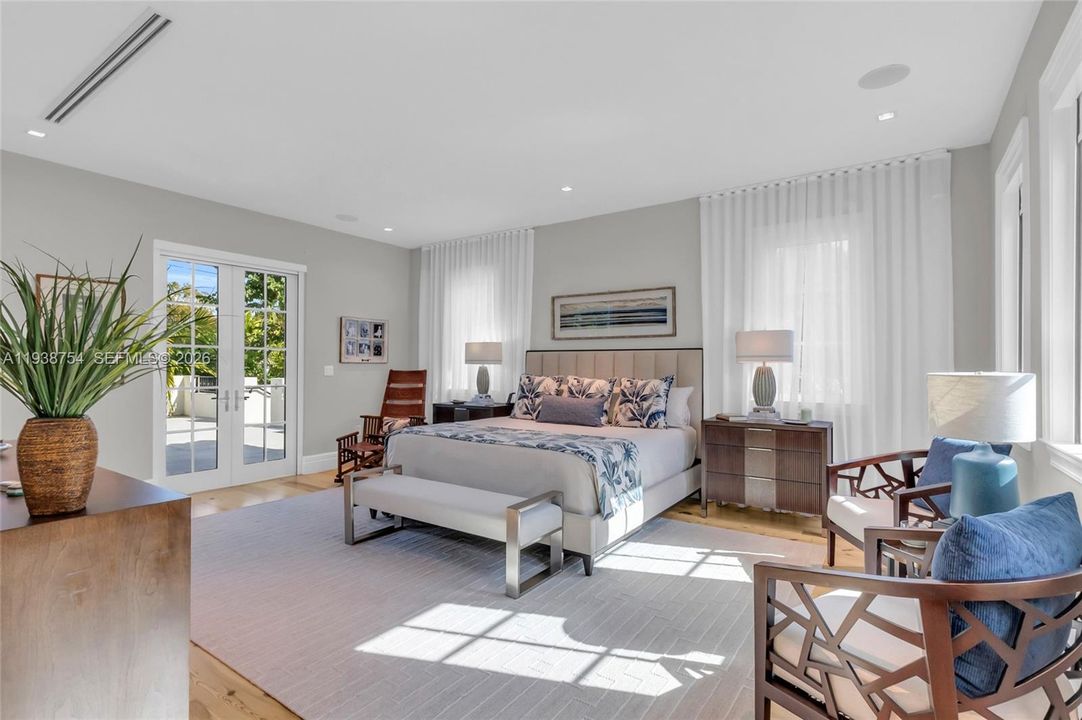 待售: $5,950,000 (5 贝兹, 5 浴室, 5090 平方英尺)