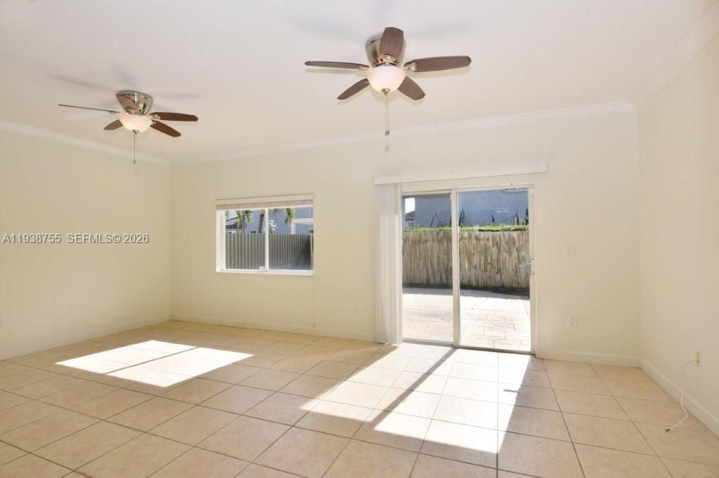 For Rent: $3,200 (3 beds, 2 baths, 1668 Square Feet)