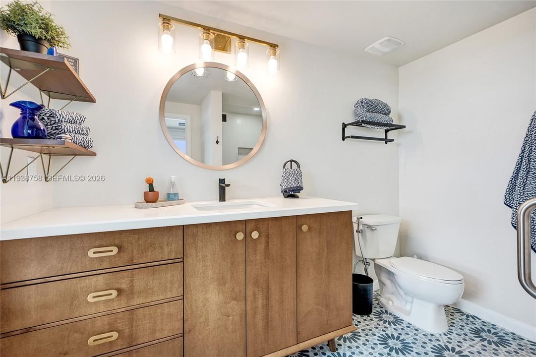 En Venta: $535,000 (2 camas, 2 baños, 1155 Pies cuadrados)