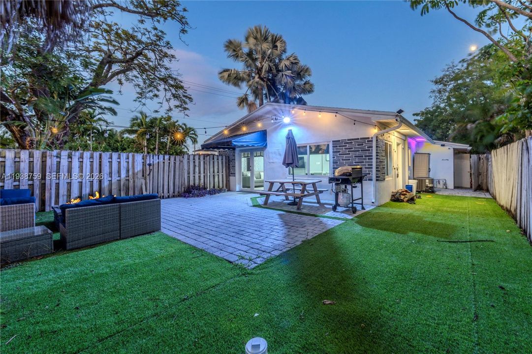 На продажу: $950,000 (0 спален, 0 ванн, 1938 Квадратных фут)