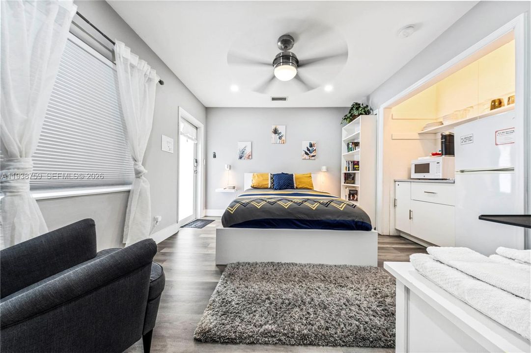 На продажу: $950,000 (0 спален, 0 ванн, 1938 Квадратных фут)