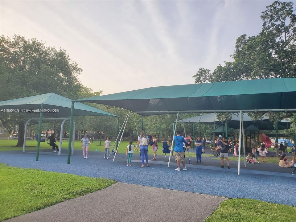 En Renta: $3,650 (2 camas, 2 baños, 1569 Pies cuadrados)