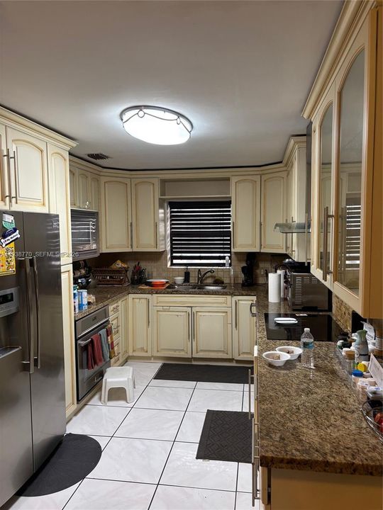 На продажу: $619,000 (4 спален, 3 ванн, 1875 Квадратных фут)