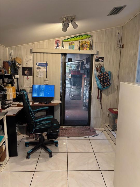 На продажу: $619,000 (4 спален, 3 ванн, 1875 Квадратных фут)