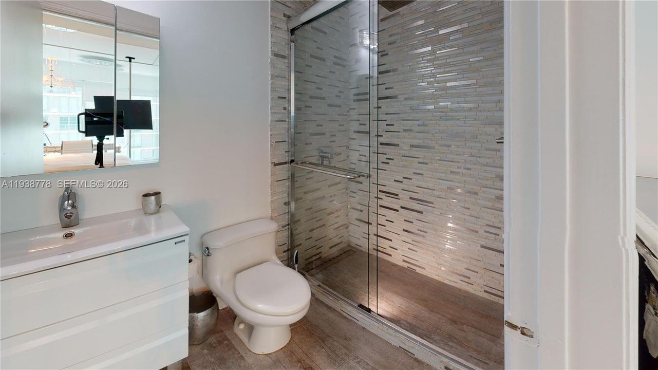 В аренду: $3,300 (1 спален, 1 ванн, 780 Квадратных фут)