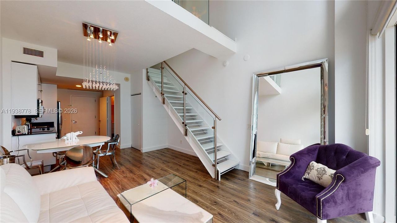 В аренду: $3,300 (1 спален, 1 ванн, 780 Квадратных фут)