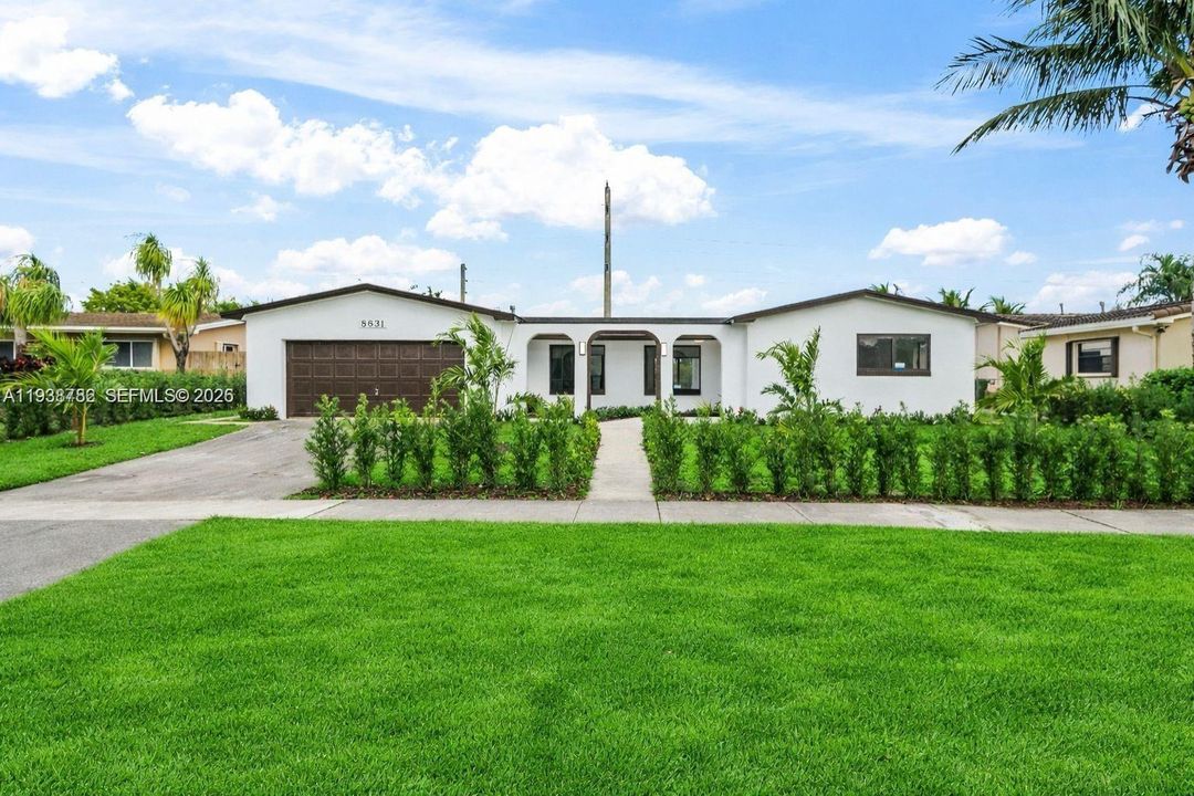 出租: $4,600 (3 贝兹, 2 浴室, 1776 平方英尺)