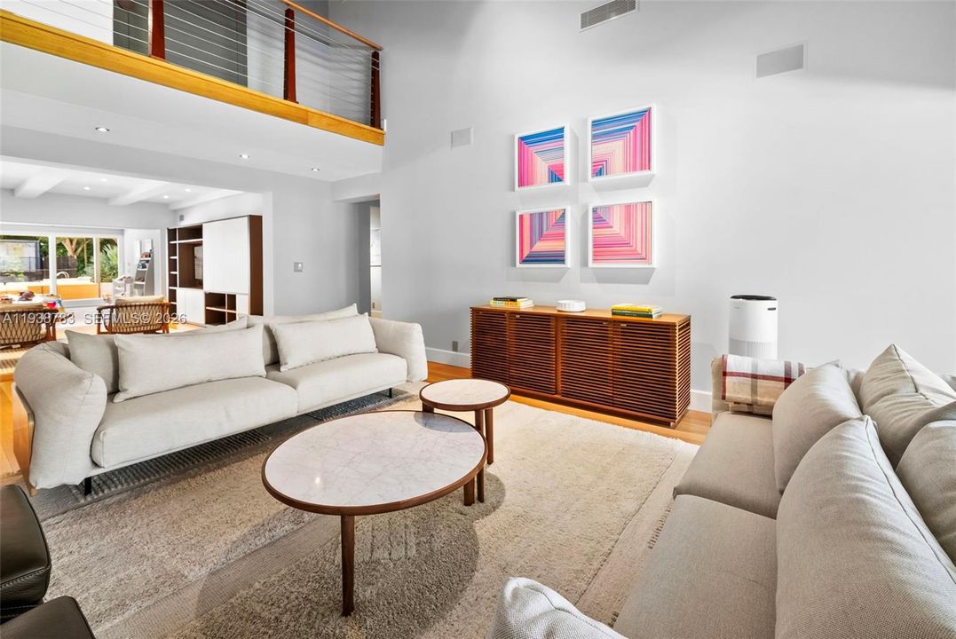 En Renta: $27,000 (4 camas, 4 baños, 6121 Pies cuadrados)