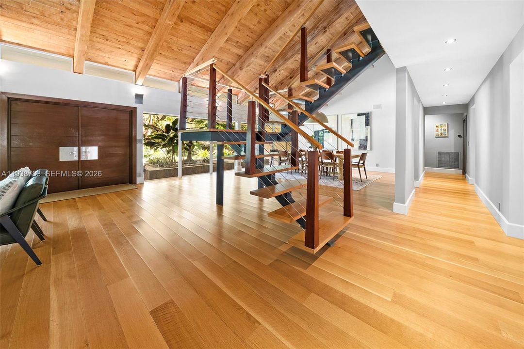 En Renta: $27,000 (4 camas, 4 baños, 6121 Pies cuadrados)