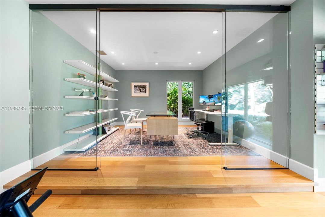 En Renta: $27,000 (4 camas, 4 baños, 6121 Pies cuadrados)