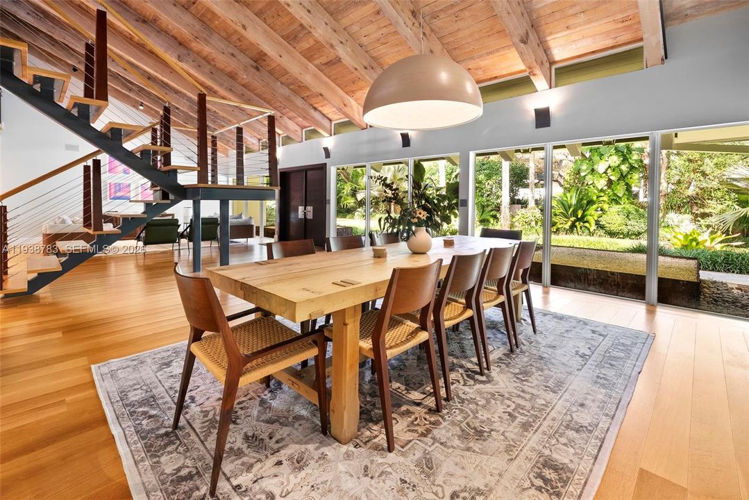 En Renta: $27,000 (4 camas, 4 baños, 6121 Pies cuadrados)