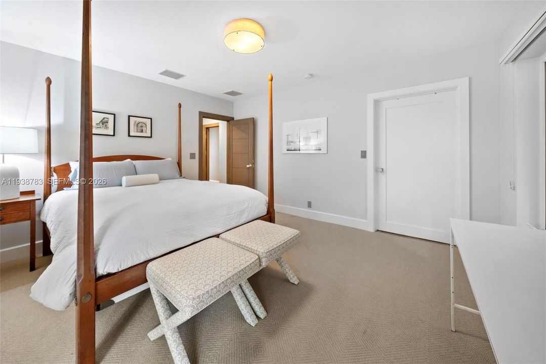 En Renta: $27,000 (4 camas, 4 baños, 6121 Pies cuadrados)