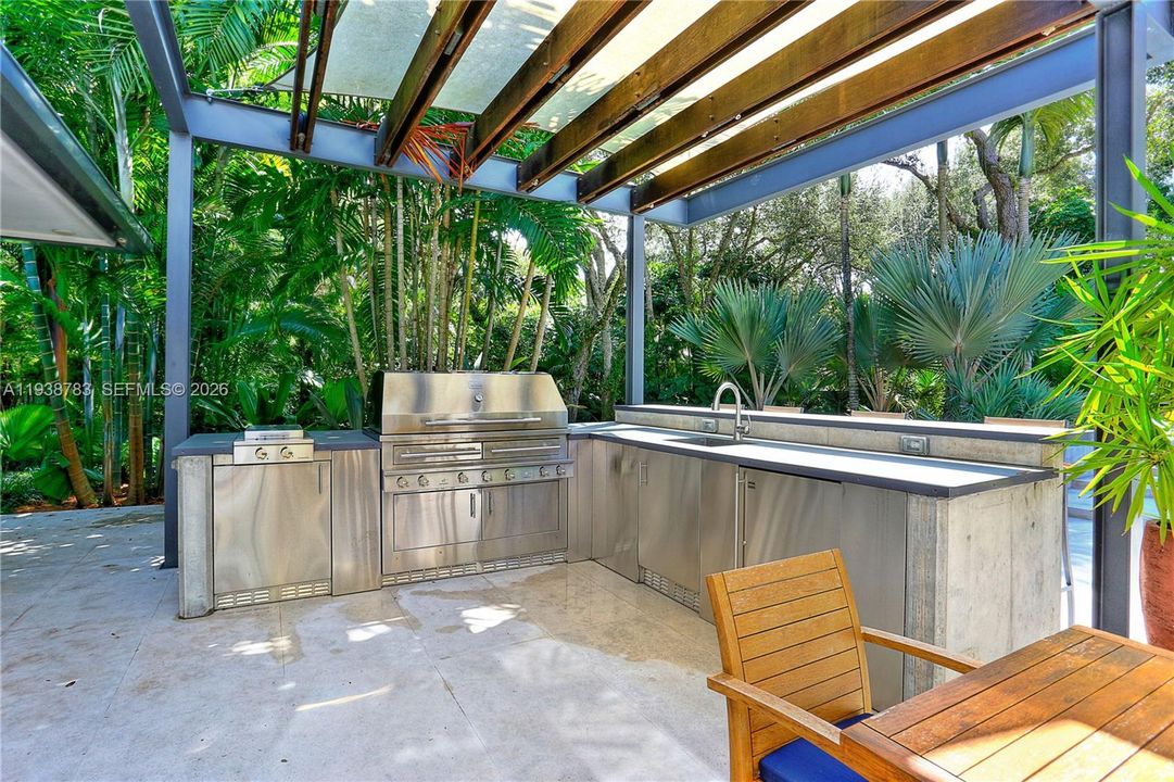 En Renta: $27,000 (4 camas, 4 baños, 6121 Pies cuadrados)