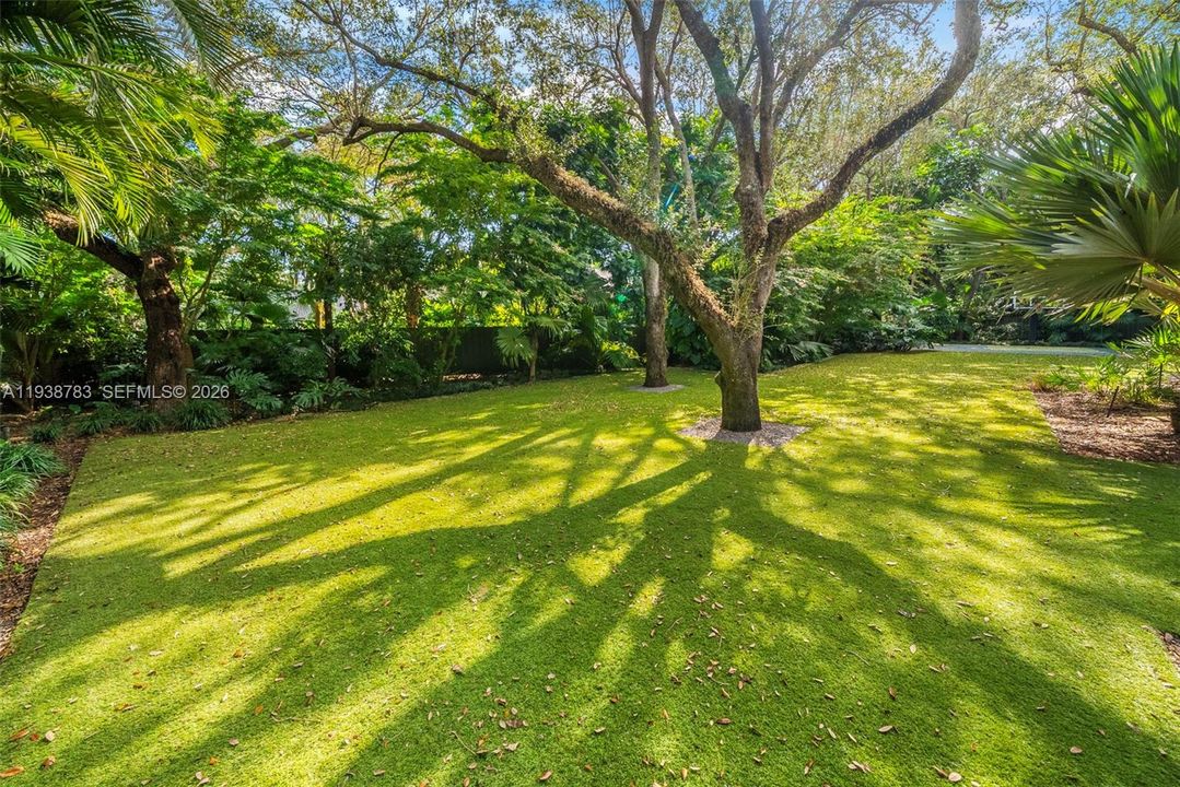 En Renta: $27,000 (4 camas, 4 baños, 6121 Pies cuadrados)