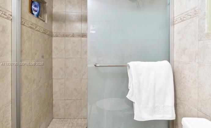 En Venta: $270,000 (2 camas, 2 baños, 1144 Pies cuadrados)