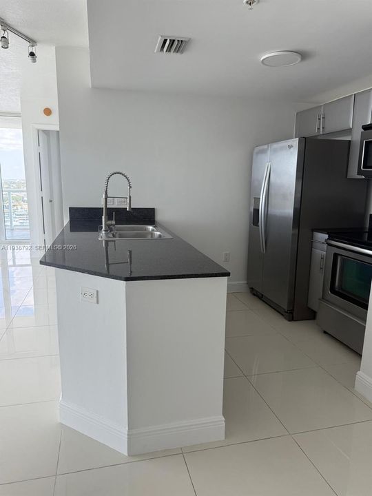 En Renta: $3,000 (2 camas, 2 baños, 902 Pies cuadrados)