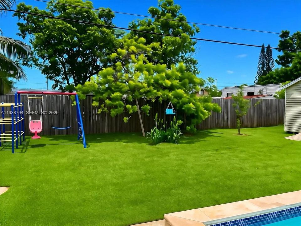 En Renta: $3,500 (4 camas, 2 baños, 1352 Pies cuadrados)