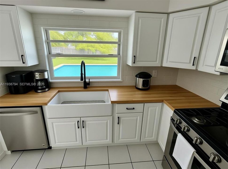 En Renta: $3,500 (4 camas, 2 baños, 1352 Pies cuadrados)