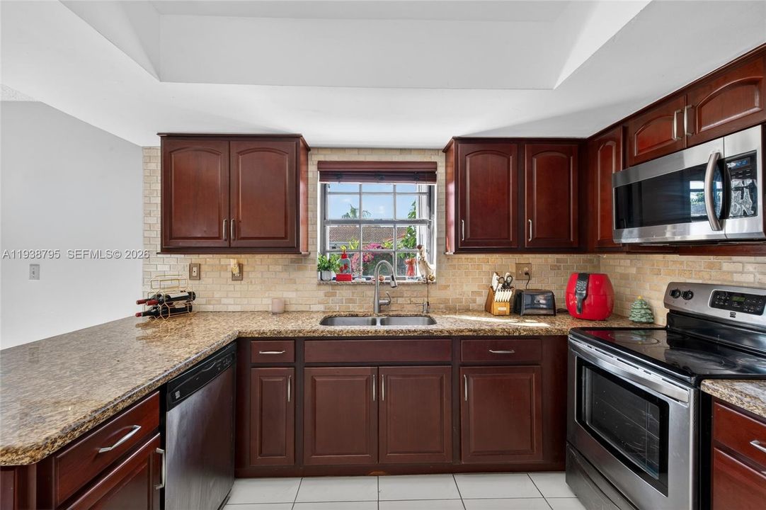 En Venta: $620,000 (3 camas, 2 baños, 1507 Pies cuadrados)