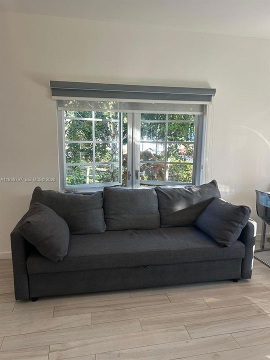 En Venta: $359,000 (2 camas, 2 baños, 595 Pies cuadrados)