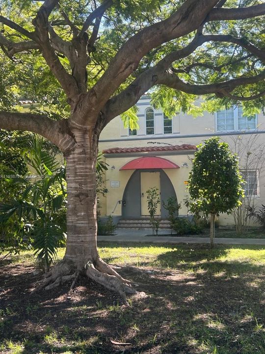 En Venta: $359,000 (2 camas, 2 baños, 595 Pies cuadrados)