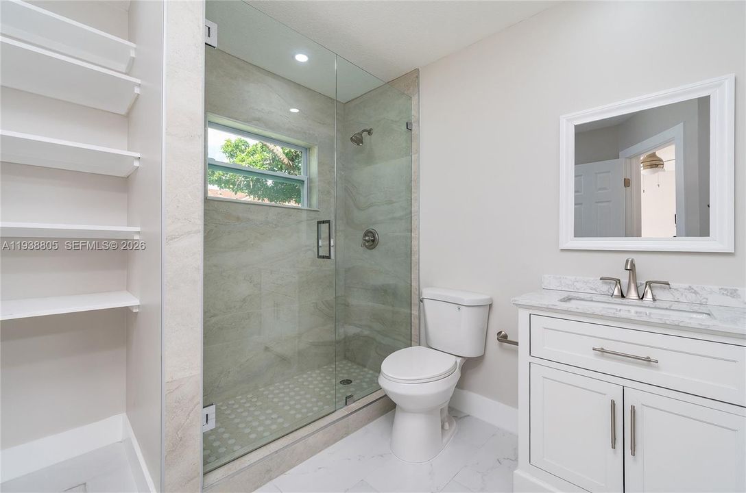 На продажу: $499,999 (3 спален, 2 ванн, 1366 Квадратных фут)