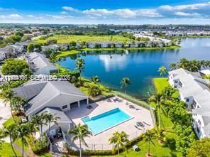 待售: $255,000 (3 贝兹, 2 浴室, 1195 平方英尺)