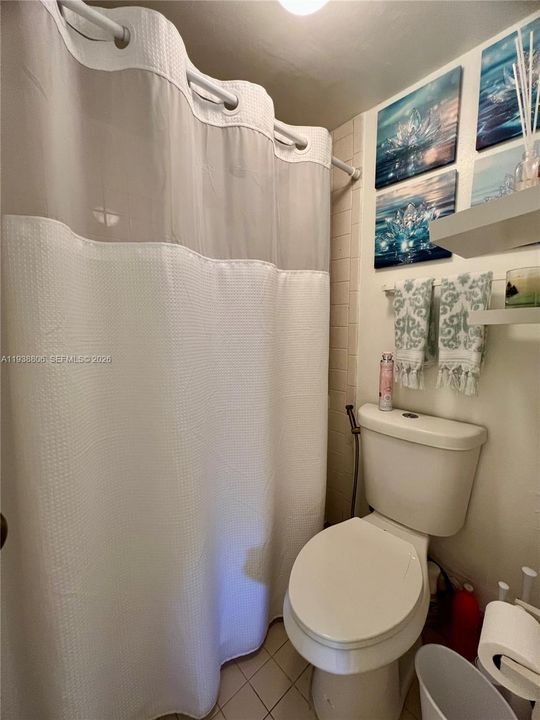 待售: $255,000 (3 贝兹, 2 浴室, 1195 平方英尺)