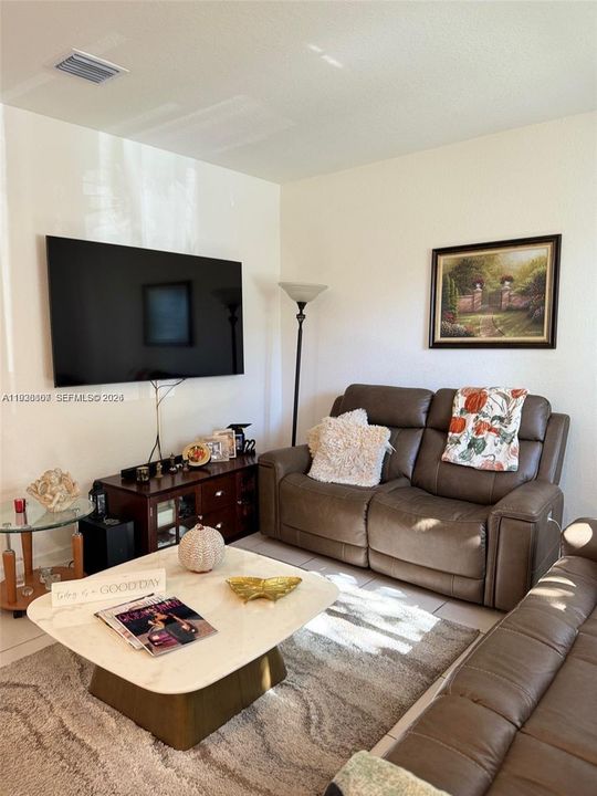 For Sale: $455,000 (3 beds, 2 baths, 1485 Square Feet)