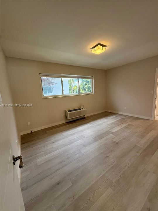 В аренду: $2,100 (1 спален, 1 ванн, 680 Квадратных фут)