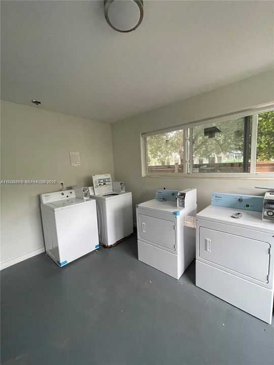 В аренду: $2,100 (1 спален, 1 ванн, 680 Квадратных фут)