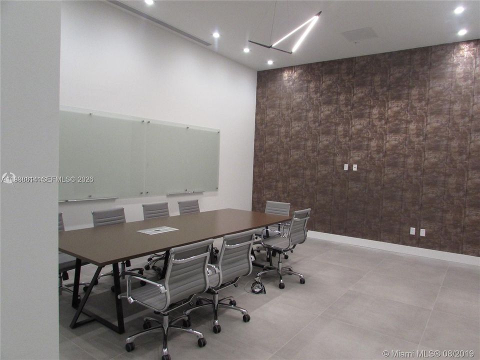 出租: $1,850 (0 贝兹, 0 浴室, 0 平方英尺)